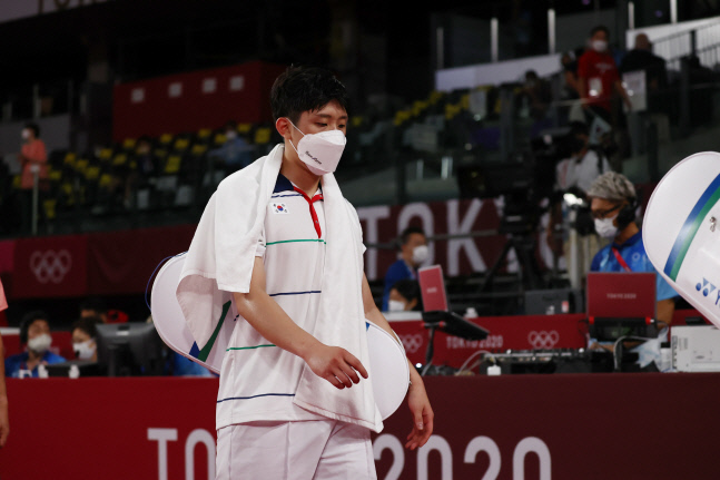 허광희, 배드민턴 남자 단식 8강에서 케빈 코르돈에 패배…준결승 진출 실패 [2020도쿄]