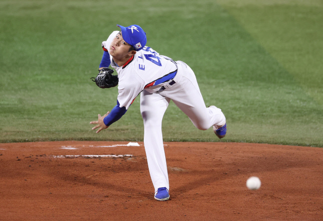 [올림픽] 역투하는 한국 선발 이의리