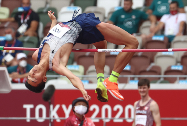 [올림픽] 우상혁, 한국 육상 도쿄 비상<YONHAP NO-2153>