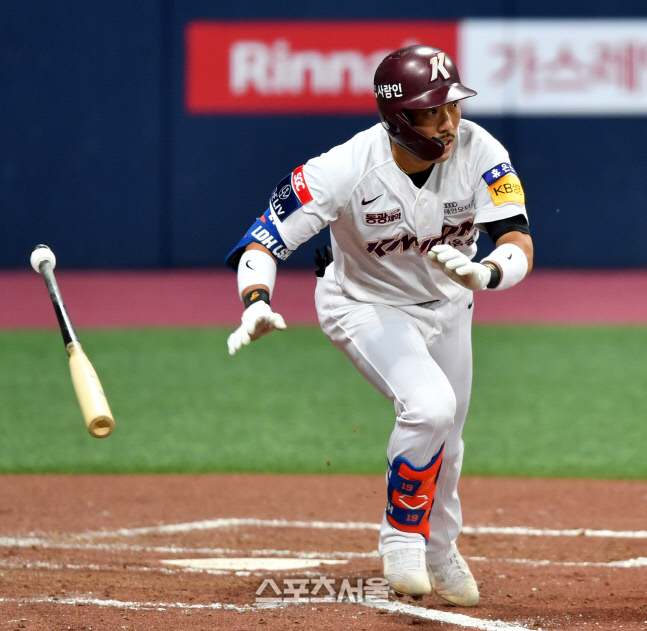 후반기 첫 시리즈 스윕승 거둔 키움 홍원기 감독 "이용규는 역시 베테랑"
