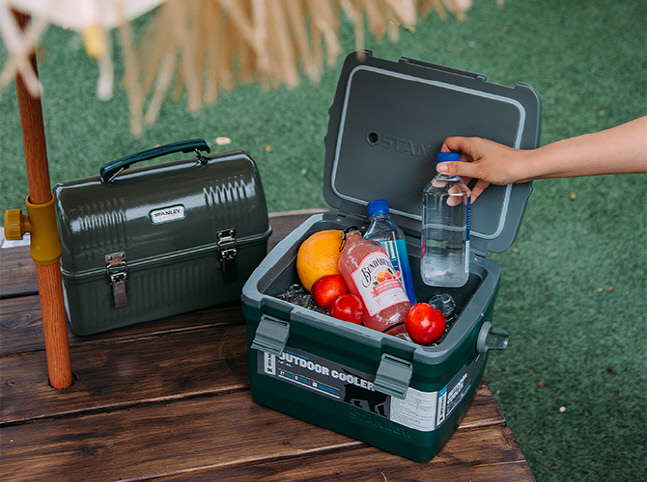 '비수기' 한여름에도 캠핑 인기 고공행진