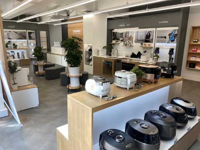 [이미지2] 쿠쿠 체험형 프리미엄 스토어 \'쿠쿠 강남점\'