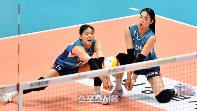 GS 강소휘 '내가 받을게'[포토]