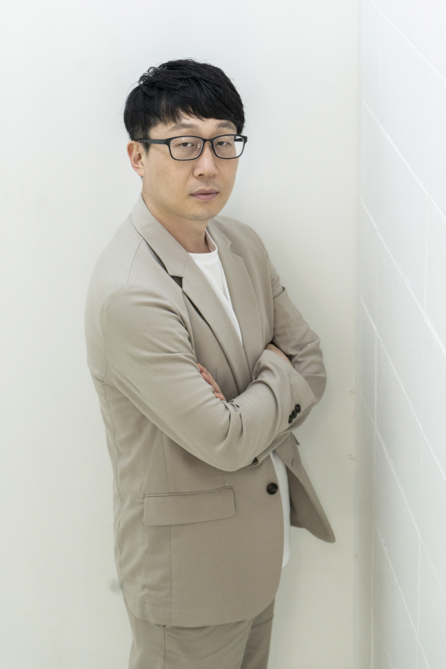 심덕근 감독