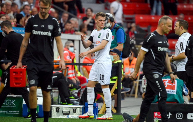 FBL-GER-BUNDESLIGA-LEVERKUSEN-MOENCHENGLADBACH