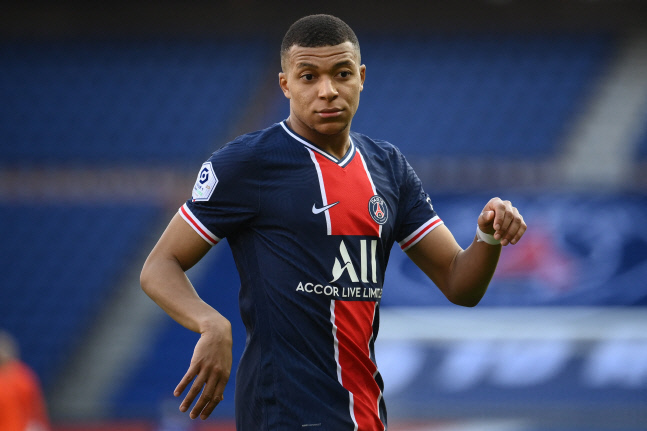 "레알 마드리드, 음바페 영입에 1억6000만유로 제의...PSG 즉각 거절"