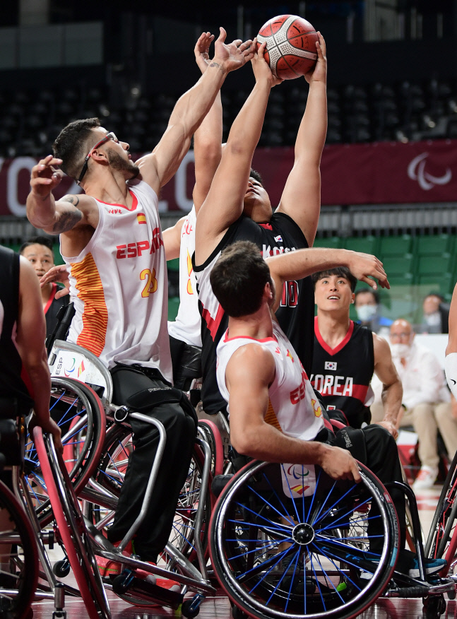 [도쿄패럴림픽] 김동현, 골밑 최강자