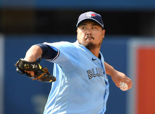 화이트삭스전서 홈런 3방 맞고 7실점 기록한 류현진