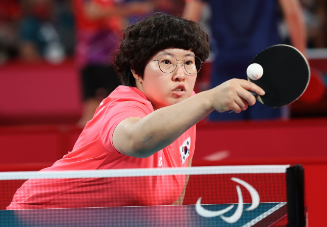 [도쿄패럴림픽] 韓 첫메달, 탁구 이미규 동메달 수확...김영건은 은 확보