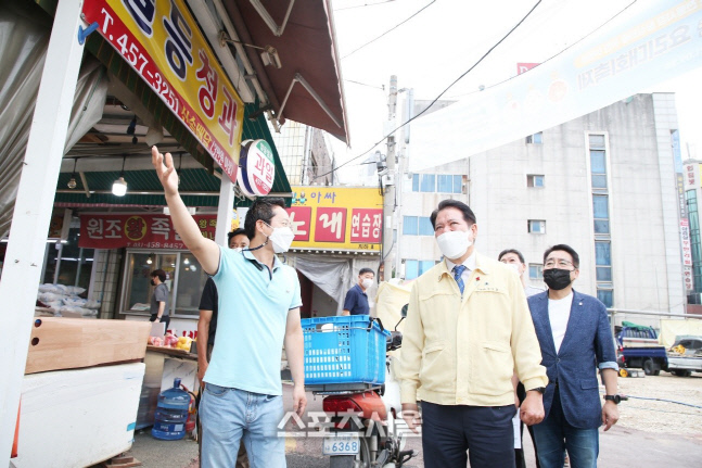 안양시, 5개 전통시장'네이버동네시장 장보기' 1억원 달성