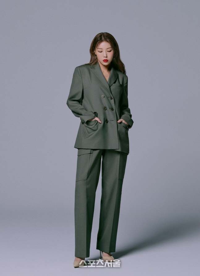 '열일' 유빈, 예능→가수→CEO까지, 다음이 궁금해지는 행보