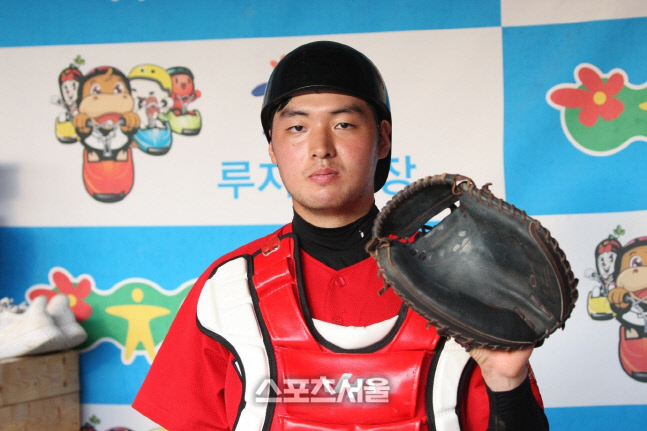 고려대의 포수 윤영수