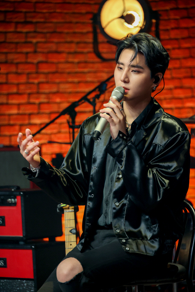 Young K 솔로 데뷔 앨범 발매 기념 온라인 기자간담회 이미지 (4)
