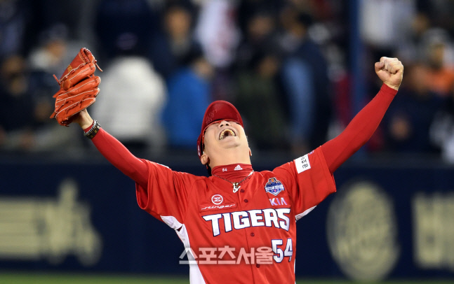 최애 순간을 사고 팔며 돈도 번다? KBO 뉴 마케팅 시동