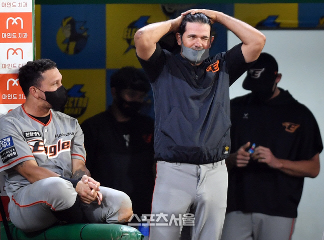 "심준석 뽑으라고? 그런 메시지에 시간 낭비하지 말라" 악플러에 일침 가한 외인 사령탑