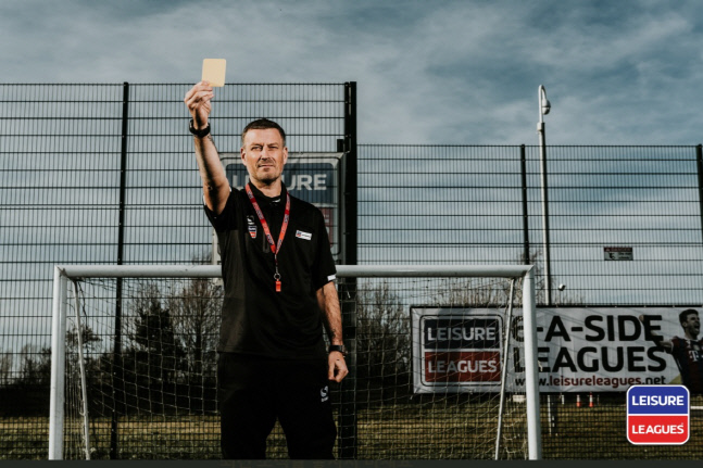 "여성 심판, 일과 임신 중 선택해야"…EPL 명심판 출신, 성차별적 발언 뭇매