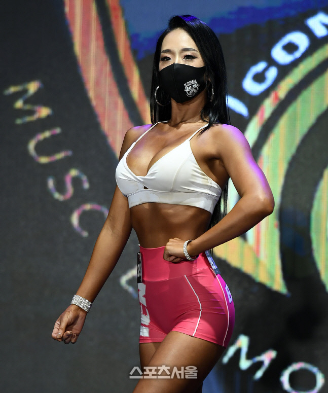 \'엉덩이가 예쁜 여자\' 정혜윤, ICN피트니스 부띠에서 우승했어요! [포토]