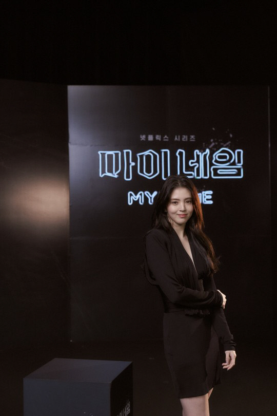 '마이네임' 한소희 "날 것의 액션, 몸으로 감정 표현 도전해 보고 싶었다"