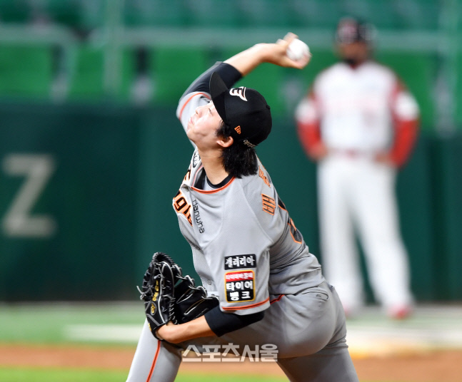 첫승 후 고인이 된 친구 떠올린 배동현 "성훈이 생각 많이나"