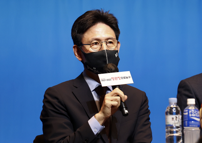 각오 밝히는 수원 KT 서동철 감독