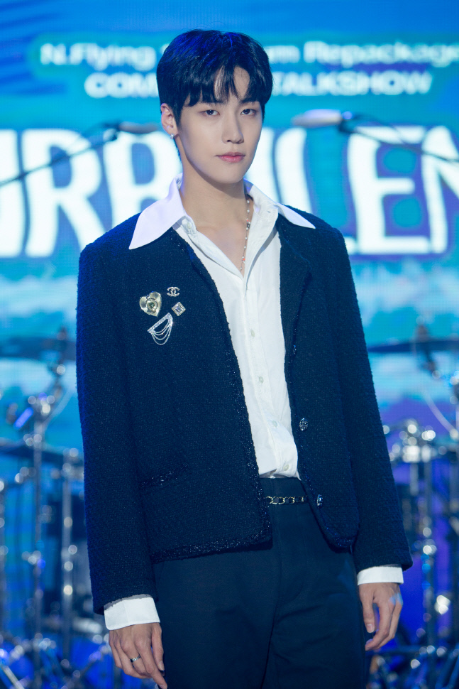 엔플라잉_이승협 (1)