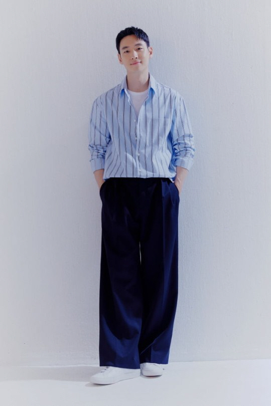 '부국제' 이제훈 "감독 도전, 민낯 드러나는 순간…두렵고 떨려"