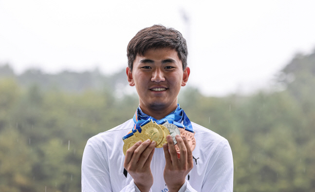 "예천의 아들" "장하다" 예천을 가득메운 플래카드, 김제덕도 깜짝 놀랐다[현장메모]