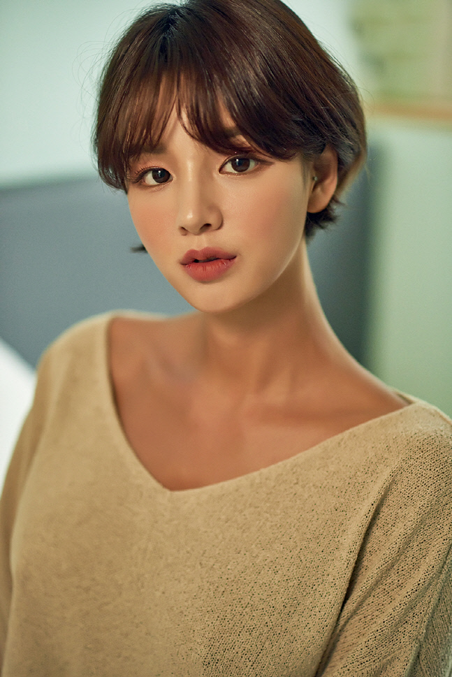 인형미모를 자랑하는 시크릿비의 윤나겸, 실물은 인형을 능가한다는 girl! [포토]