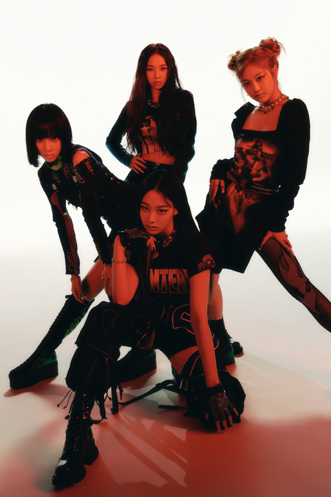 에스파 글로벌스타 도약? 美 피플지 선정 '2021년 알아야 할 라이징 스타'