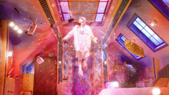 아이유 뮤비 티저 이미지