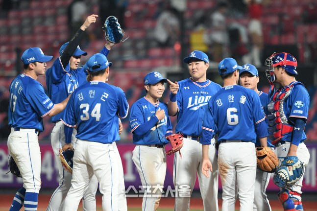 [포토]원태인 6승+오승환 11세이브 삼성, KT전 위닝시리즈