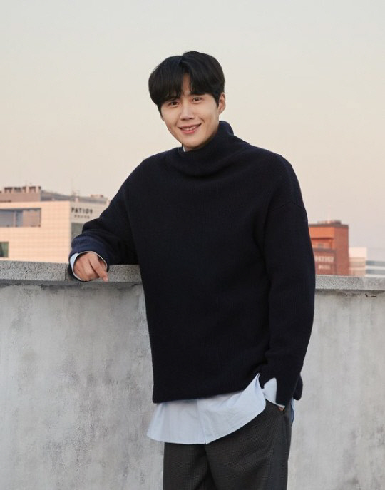 'K배우 논란' 김선호, '1박 2일'→'2시의 데이트'·'도그데이즈'도 하차