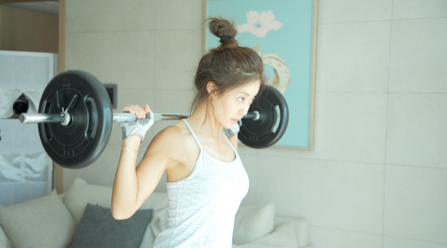 '쥬얼리 출신' 이지현, '내가 키운다' 출격 "둘째 子, ADHD 있어" 고백 '눈물'