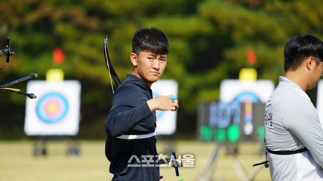 바늘구멍 또 뚫는다, 국대 1차 선발전 '1위' 김제덕 "다음 목표는 아시안게임!"[SS인터뷰]