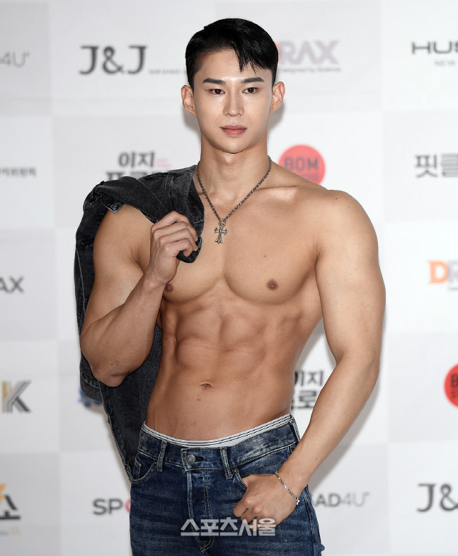 크로스 컨트리 국가대표 상비군 출신 조현상, 여심을 녹이는 맥스큐 2022년 2월호 커버모델의 깊은 시선! [이주상의 e파인더]