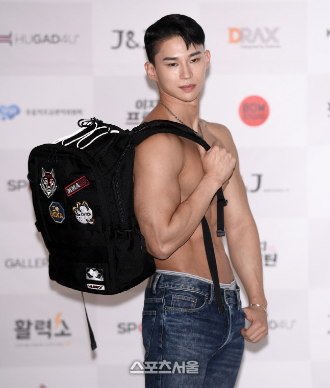 2022년 맥스큐 커버모델 조현상, 너무 멋진 크로스컨트리 국대 상비군 출신 모델! [포토]