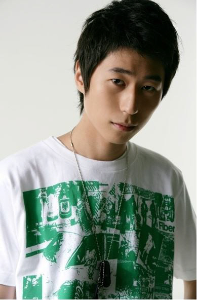 래퍼 매슬로,'대마흡연·필로폰 투약' 1심서 징역 1년