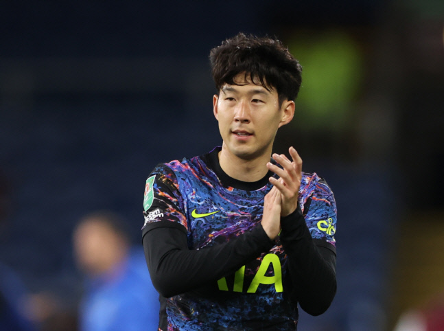 '스트라이커 손흥민'…콘테호 토트넘, 변화바람 분다