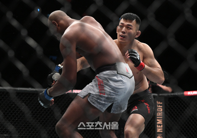 로드리게스 KO 시키는 정다운