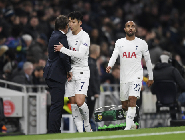 '통렬한 논스톱 슛' 손흥민, 콘테 체제 첫골! '시즌 5호골'…토트넘, 피터세에 3-2 신승