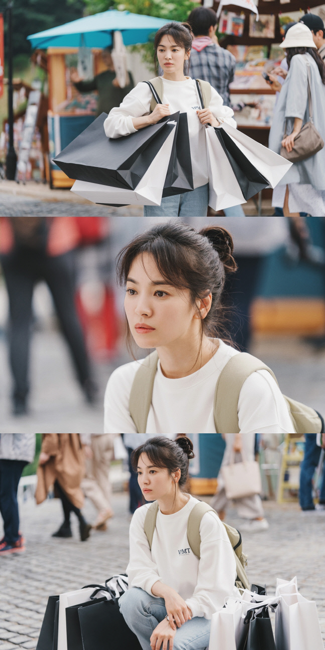 '지헤중' 송혜교, 유학 시절 빛나는 순간 포착…'미모 열일'