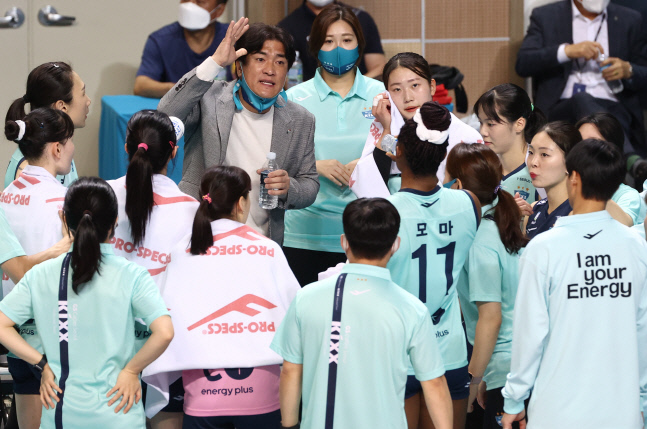 '완패' GS칼텍스 차상현 감독 "반성해야"[현장인터뷰]