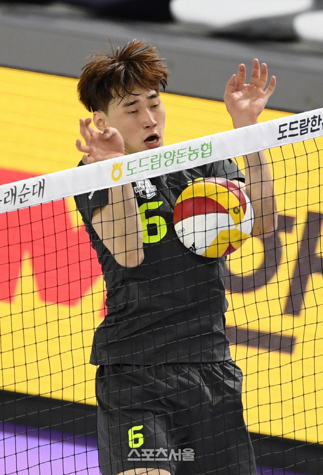 [포토]현대캐피탈 김선호, 이걸 어쩌지...