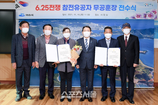 여수시, 6·25참전 형제 화랑 무공훈장...67년 만에 유가족 품으로