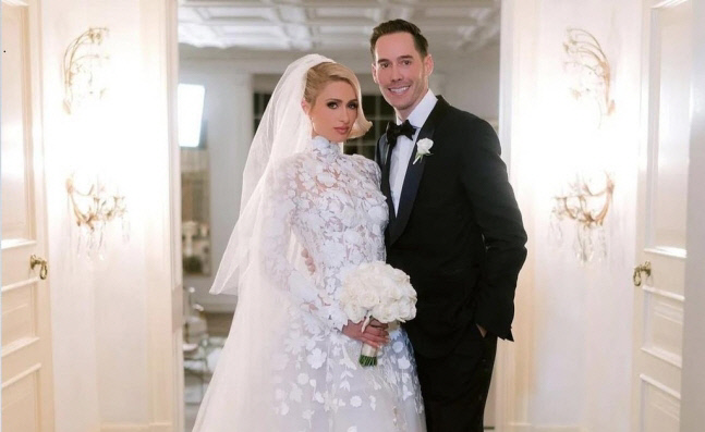 패리스 힐튼,동갑내기 사업가와 웨딩마치..사흘간 호화 결혼식