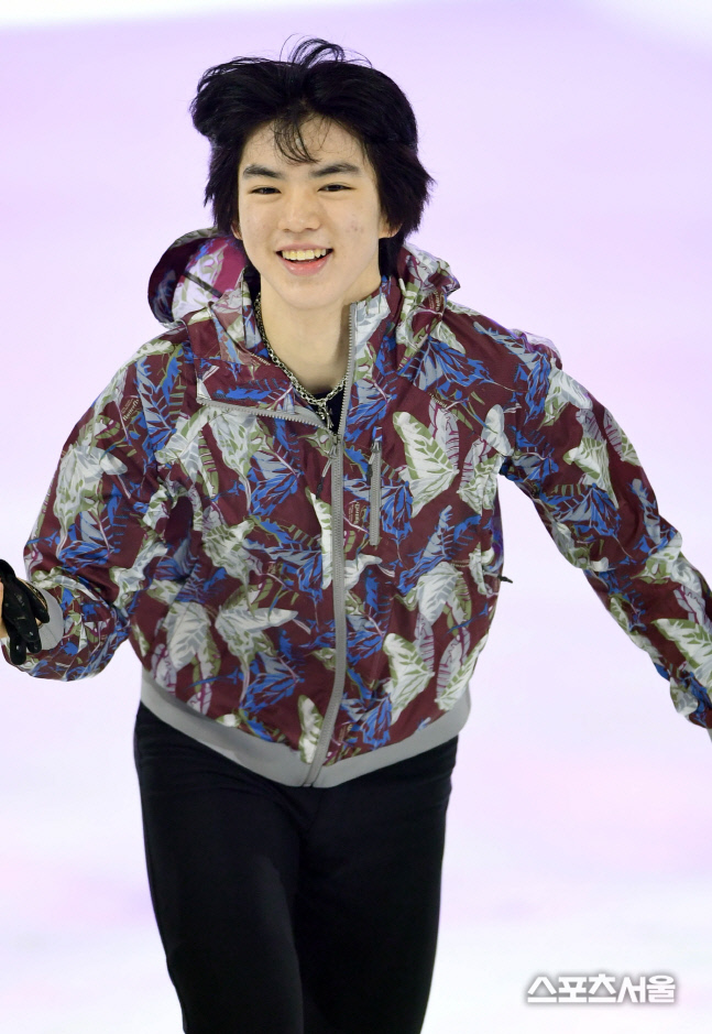 차준환,유영 나란히 銅 획득...2021/22 ISU 시니어 그랑프리