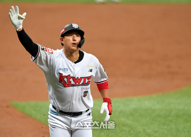 '기선제압' 선제 솔로홈런 황재균[포토]