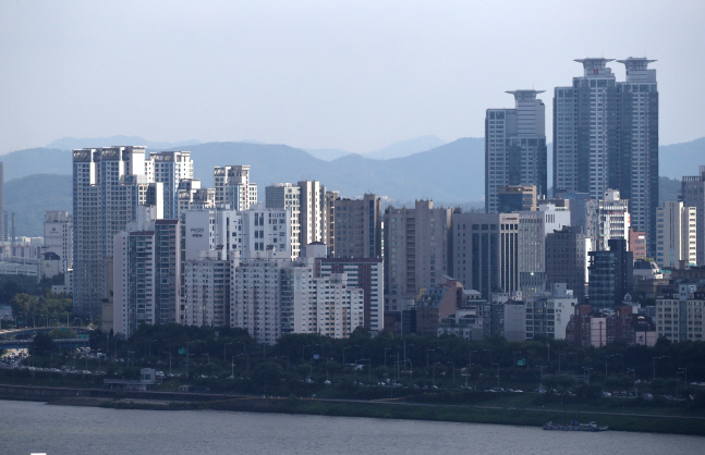 '신통기획' 효과, 신통하네…서울 아파트 상승폭 축소에도 강남3구,마포, 용산은 1%대 상승
