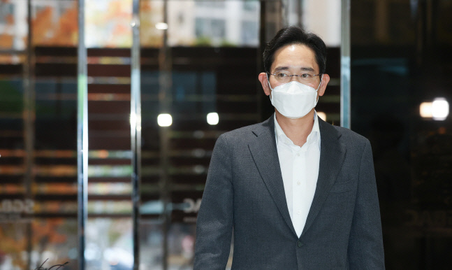 \'여러 파트너 만날 것\'<YONHAP NO-1450>