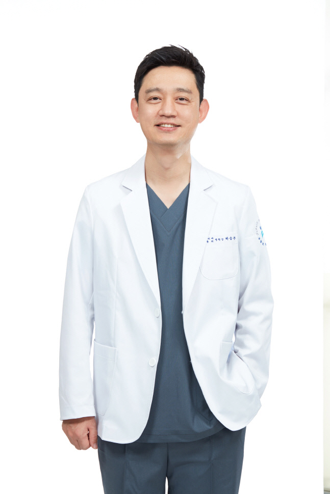 [하승주의 팔베게] '팔꿈치 통증 치료' PRP 주사, 진짜 효과 있나?